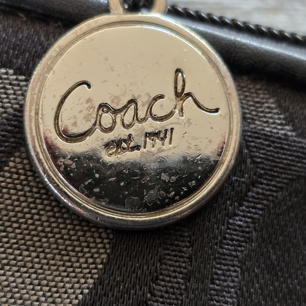 Coach Signature Sateen Pleated Black Gray Tan Wristlet